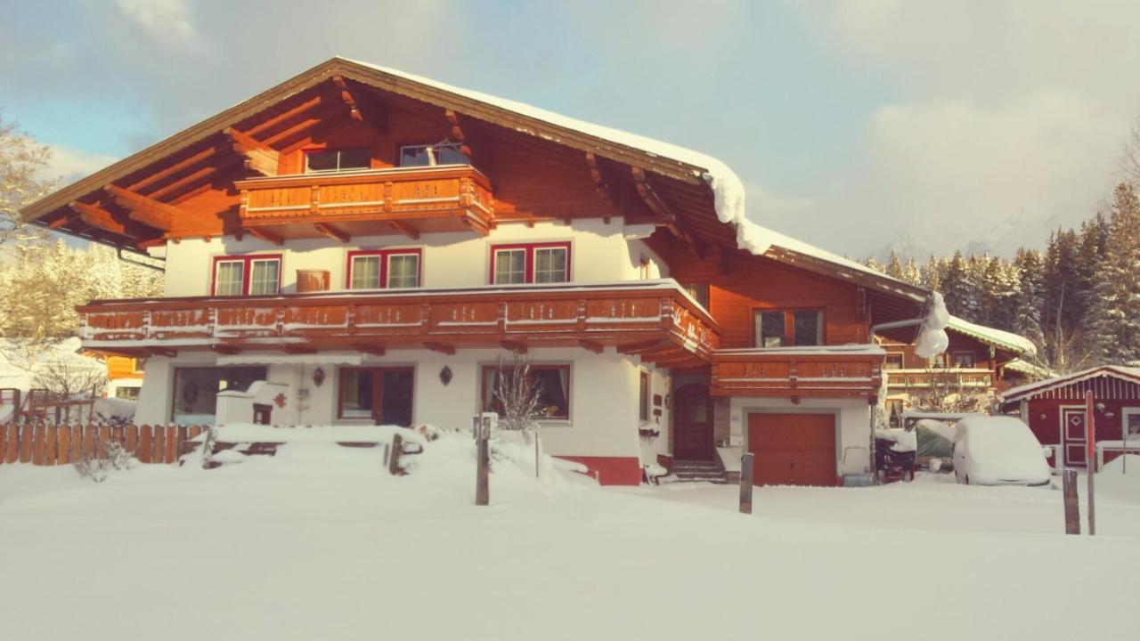 Haus Ferienglueck Apartman Ramsau am Dachstein Kültér fotó