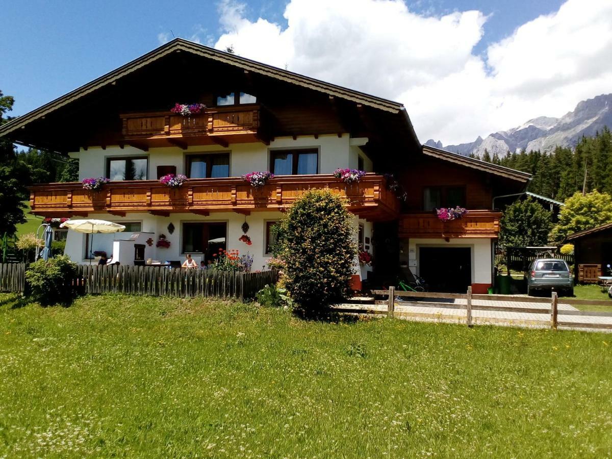 Haus Ferienglueck Apartman Ramsau am Dachstein Kültér fotó